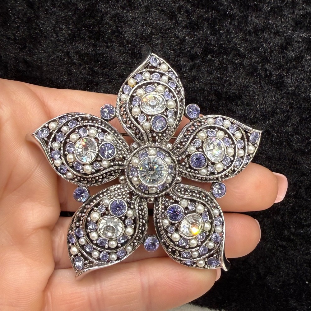 Vintage‎ Joan Rivers Flower Brooch Silver Tone Purple Rhinestone Signed